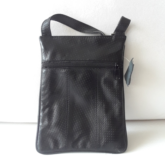 Moroccan Soft Leather Crossbody Bag. Black - Picture 13 of 13